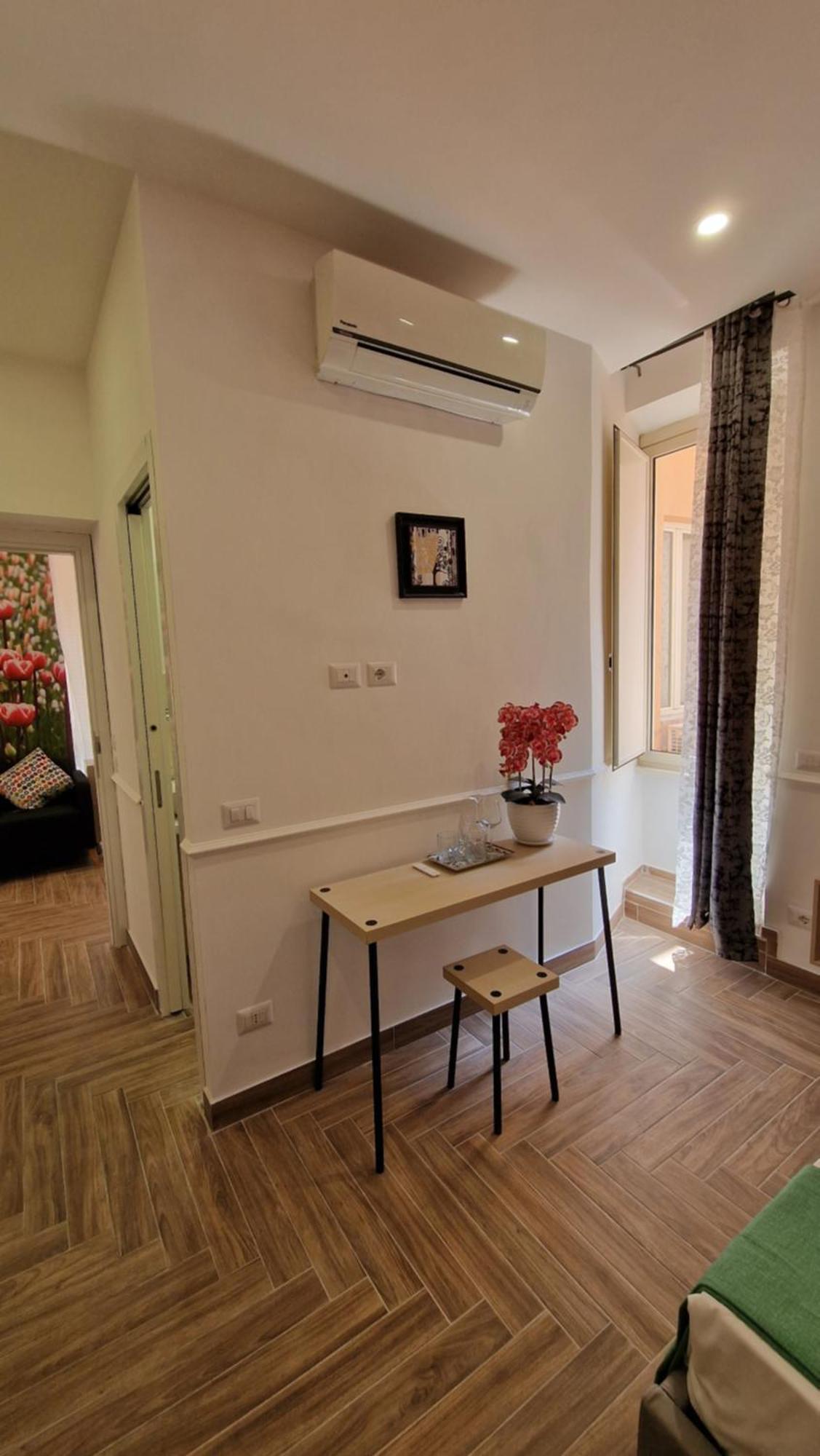 Susy'S Guest House - Room Spagna Roma Dış mekan fotoğraf
